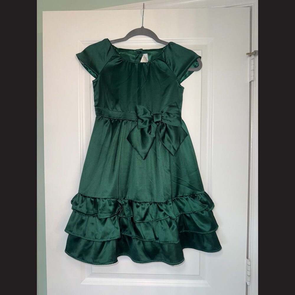 Gymboree Girls Green Ruffle Party Dress Size 8 – Worn Once